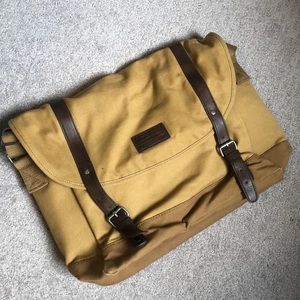 American Eagle book/laptop bag